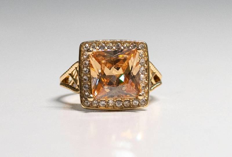 Avon Champagner Cz Cocktail Ring - Gelbgold Hge Size 9 Nos von Jelifem