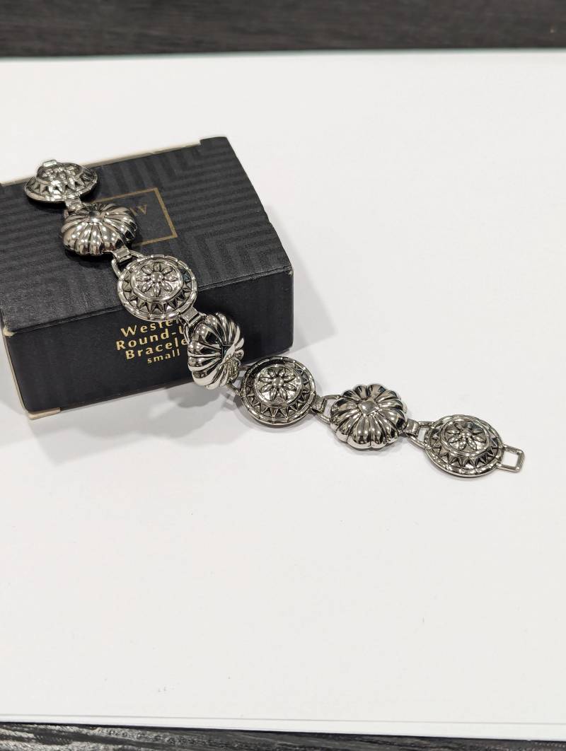 Avon Western Round-Up Armband Größe Klein Panel Charm Southwest Style Sun Designer Schmuck New Old Stock 97 von Jelifem