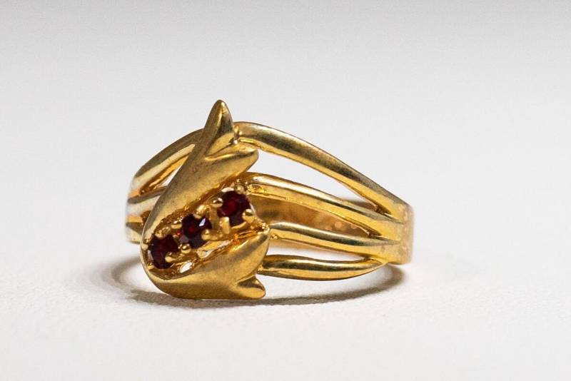 Delfin Ring Granat Rot 18Kt Gelbgold Galvanisiert Größe 11 Gepunzt von Jelifem