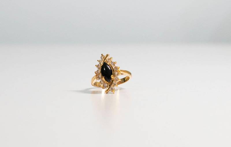 Diamant Form Onyx & Klare Cz Steine Ring 18Kt Hge Gelbgold Cocktail Von Estate Market Größe 6 Halbedelstein von Jelifem