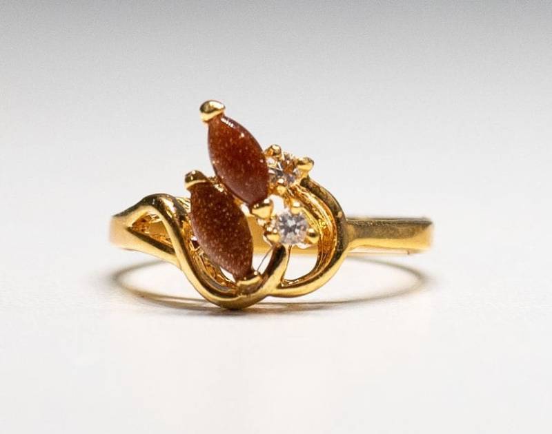 Winziger Gold Sonnenstein Edelstein Ring Paar Chakra 750 Hge Gelbgold Gr. 6 Punziert von Jelifem