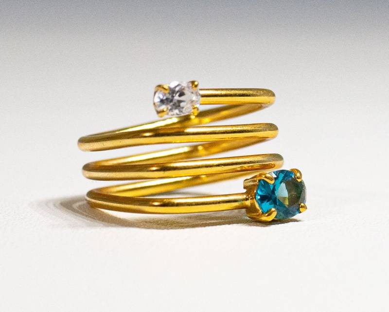 Oversize-Wickelring Himmelstopas Und Diamantgeschliffener Strassring 18 Kt Gelbgold-Finish Topas Cocktailring Größe 8 1/2 von Jelifem