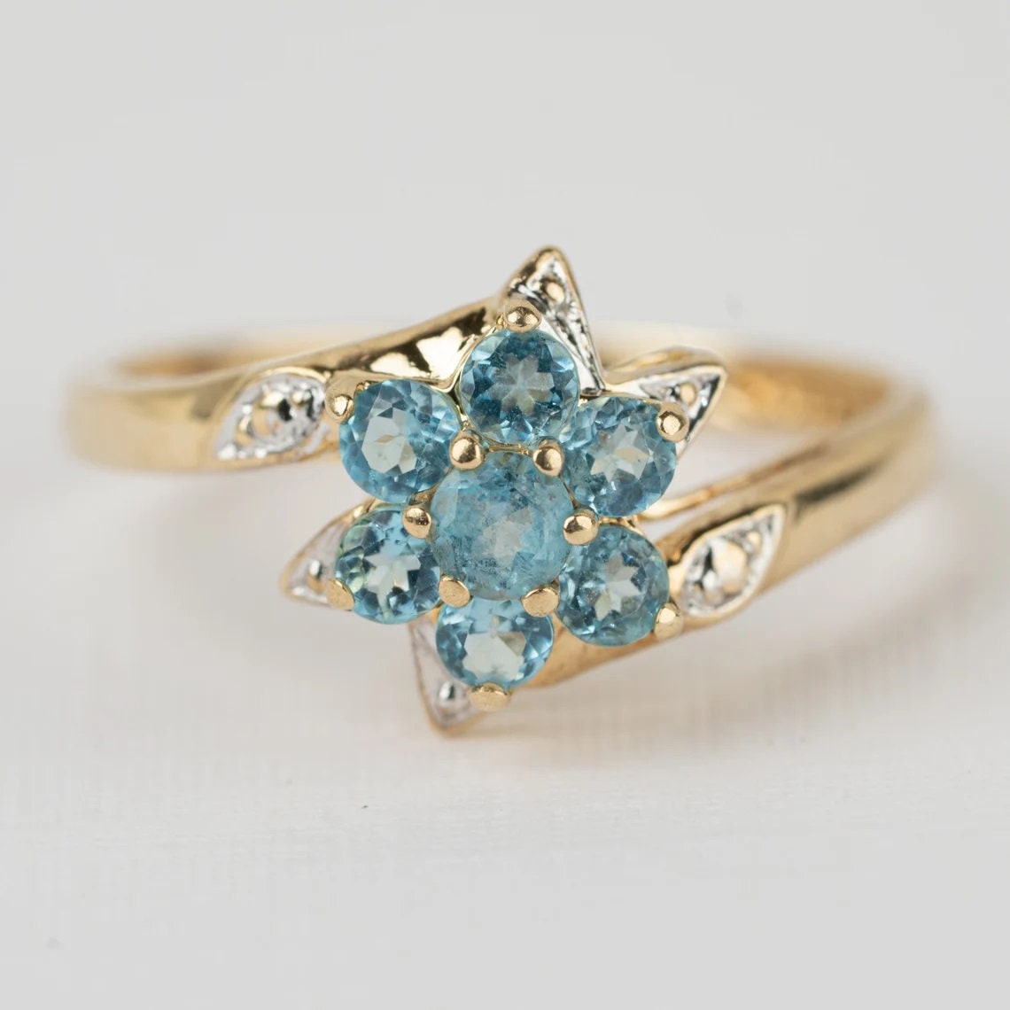 Vintage Aquamarin Solid 10K Gold Blumenring, Rosenschliff Geburtsstein März Größe 7, 5 von Jelifem