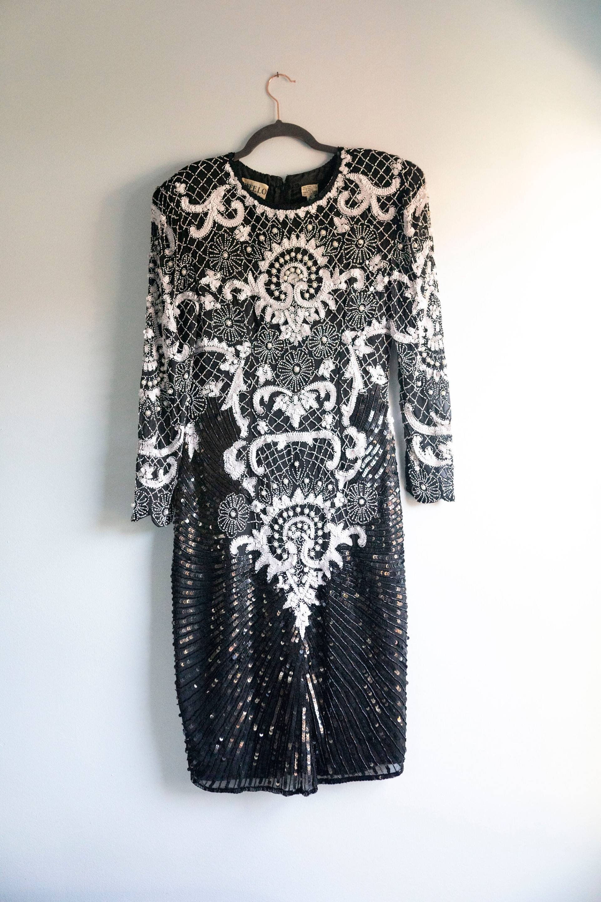 Vintage Swee Lo Damen Abendkleid Größe 36-38 Schwarz Weiß Pailletten Perlen 100% Seide von Jelifem