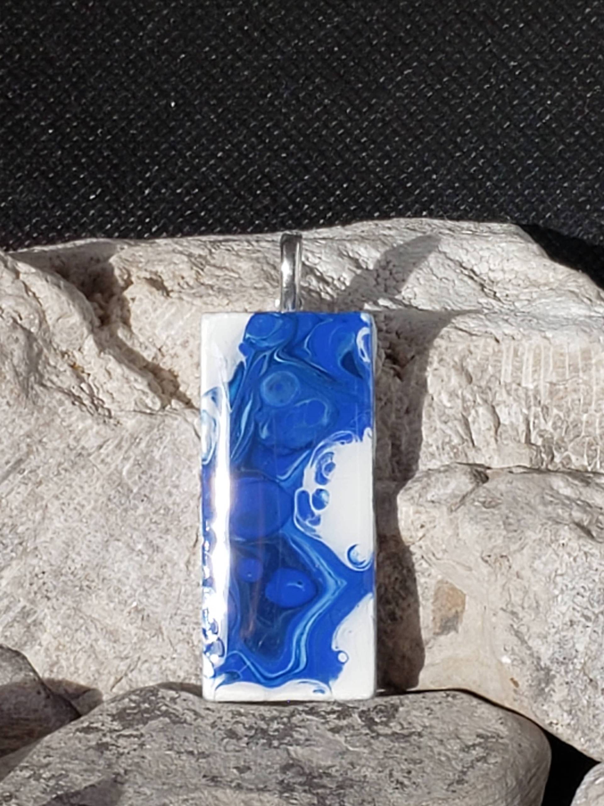 Fluid Art Domino Anhänger Fluid Art Domino Anhänger von JellyBeansArtistry