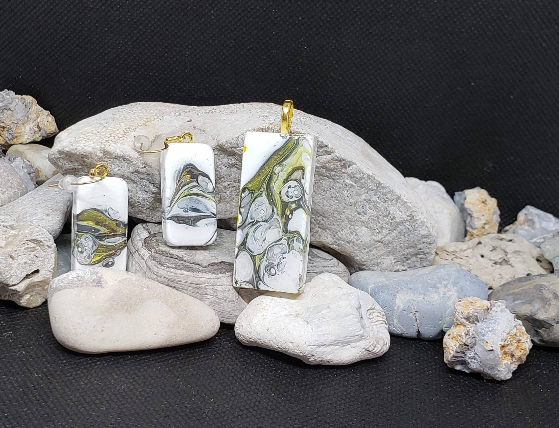 Fluid Art Schmuckset Fluid Art Schmuckset von JellyBeansArtistry