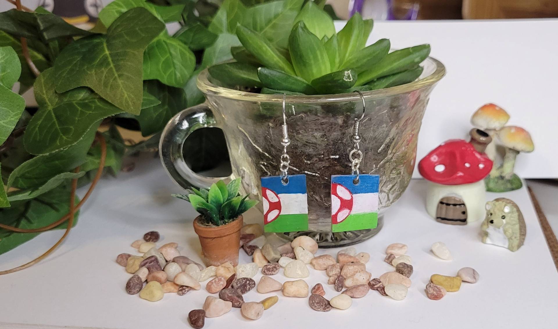 Kinoko Kingdom Flagge Ohrringe Dream Smp Kinoko Kingdom Flagge Ohrringe Dream Smp von SeaMuttMart