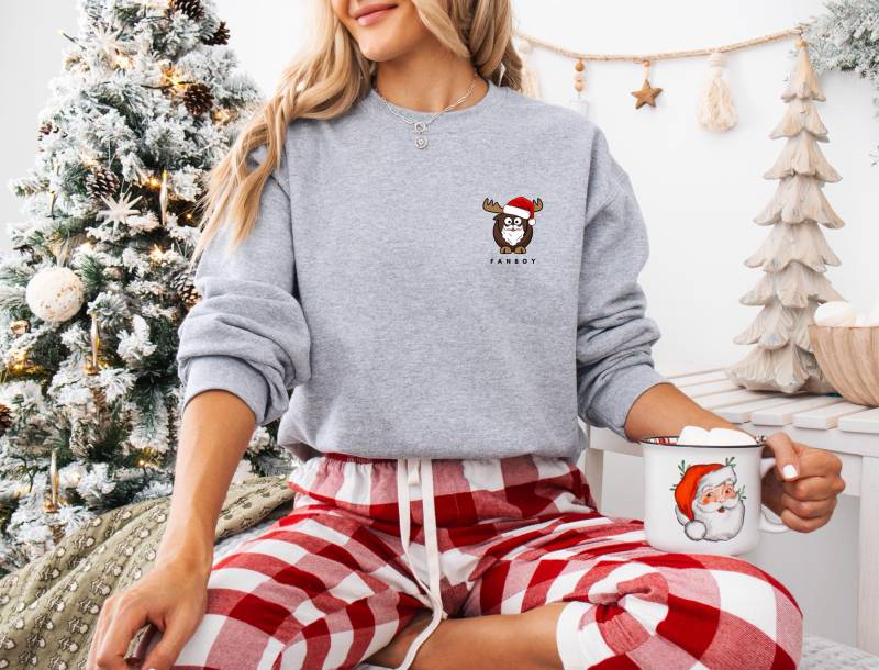 Weihnachtspullover Damen & Herren | Ugly Christmas Sweater Fanboy Edition Lustiges Sweatshirt, Geschenk Familie Und Freunde von JellyFishShopDesigns