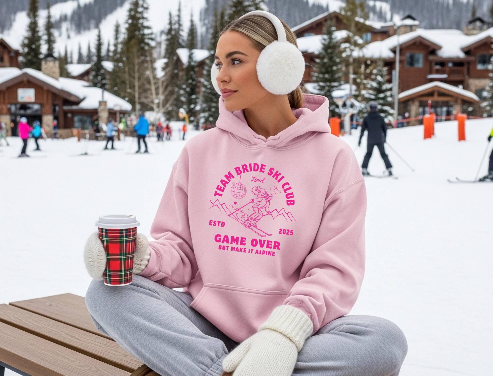 Jga Hoodie Winter Damen - Team Bride Ski Club Pullover | Lustiges Après Outfit Bridesquad Geschenk Für Braut & Freundinnen von JellyFishShopDesigns