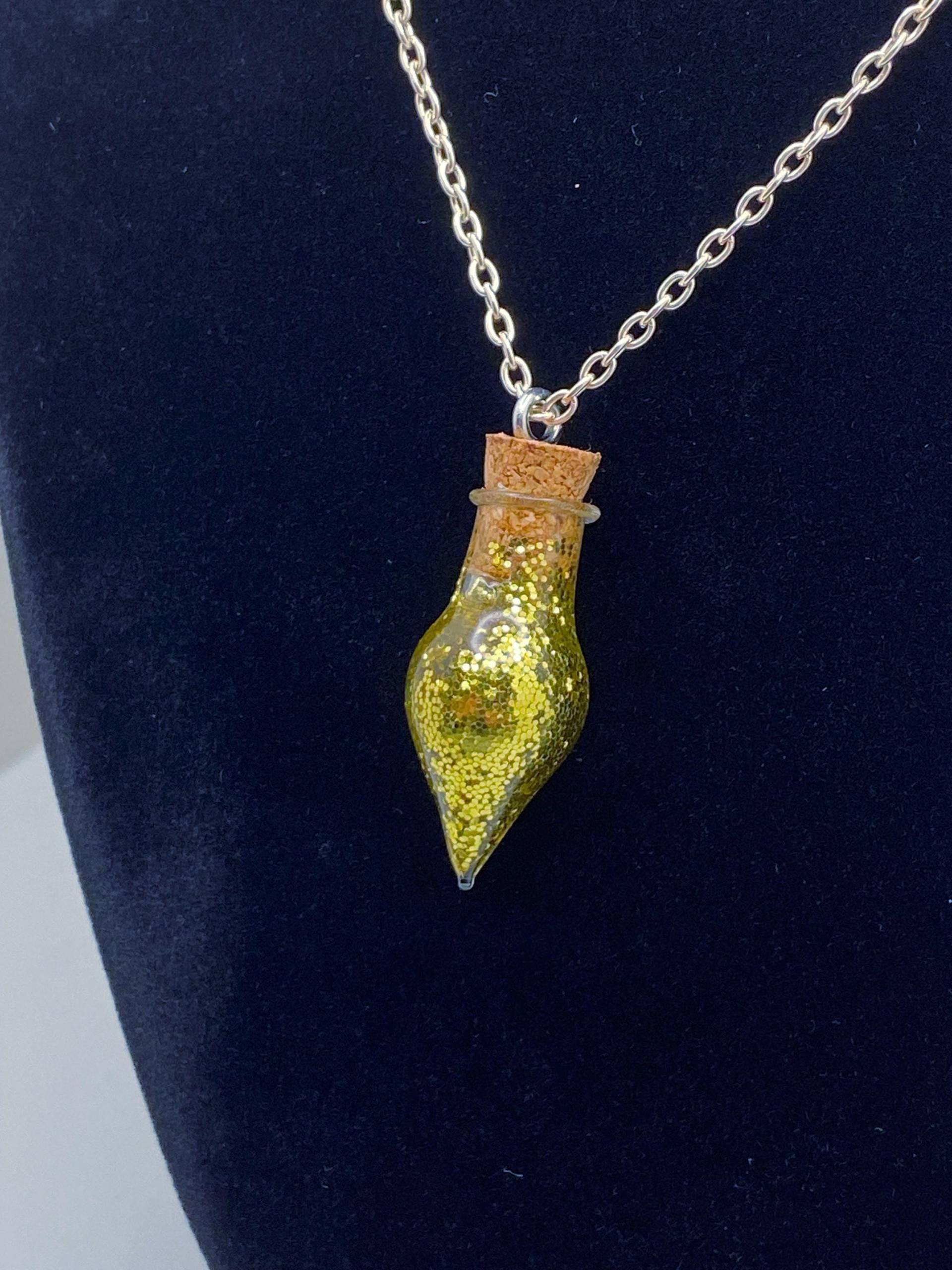 Gold Glitter Flaschenhalskette Gold Glitter Flaschenhalskette von JellysHyperfixation