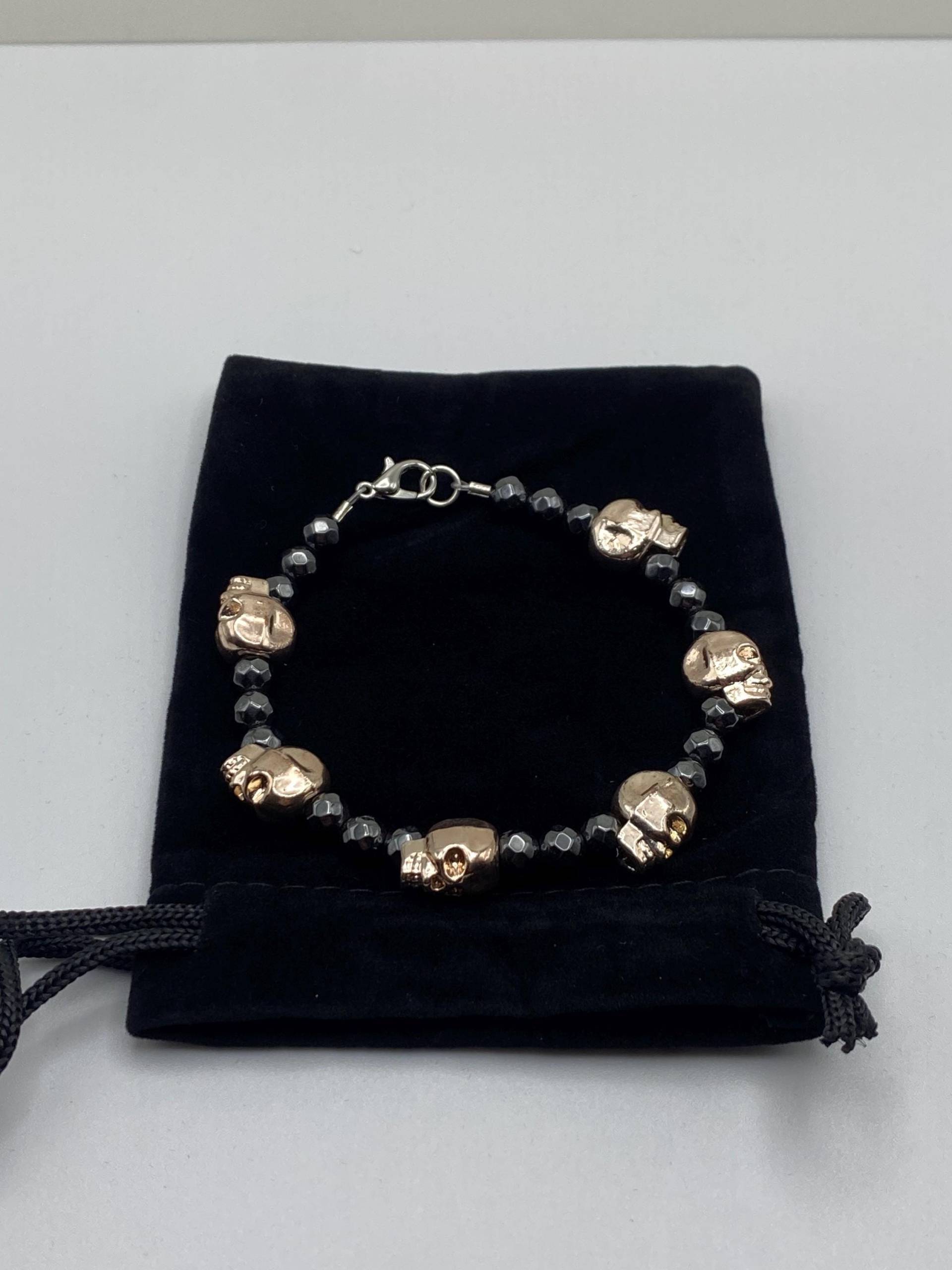 Rosy Gold Totenkopf Perlen Armband Rosy Gold Totenkopf Perlen Armband von JellysHyperfixation