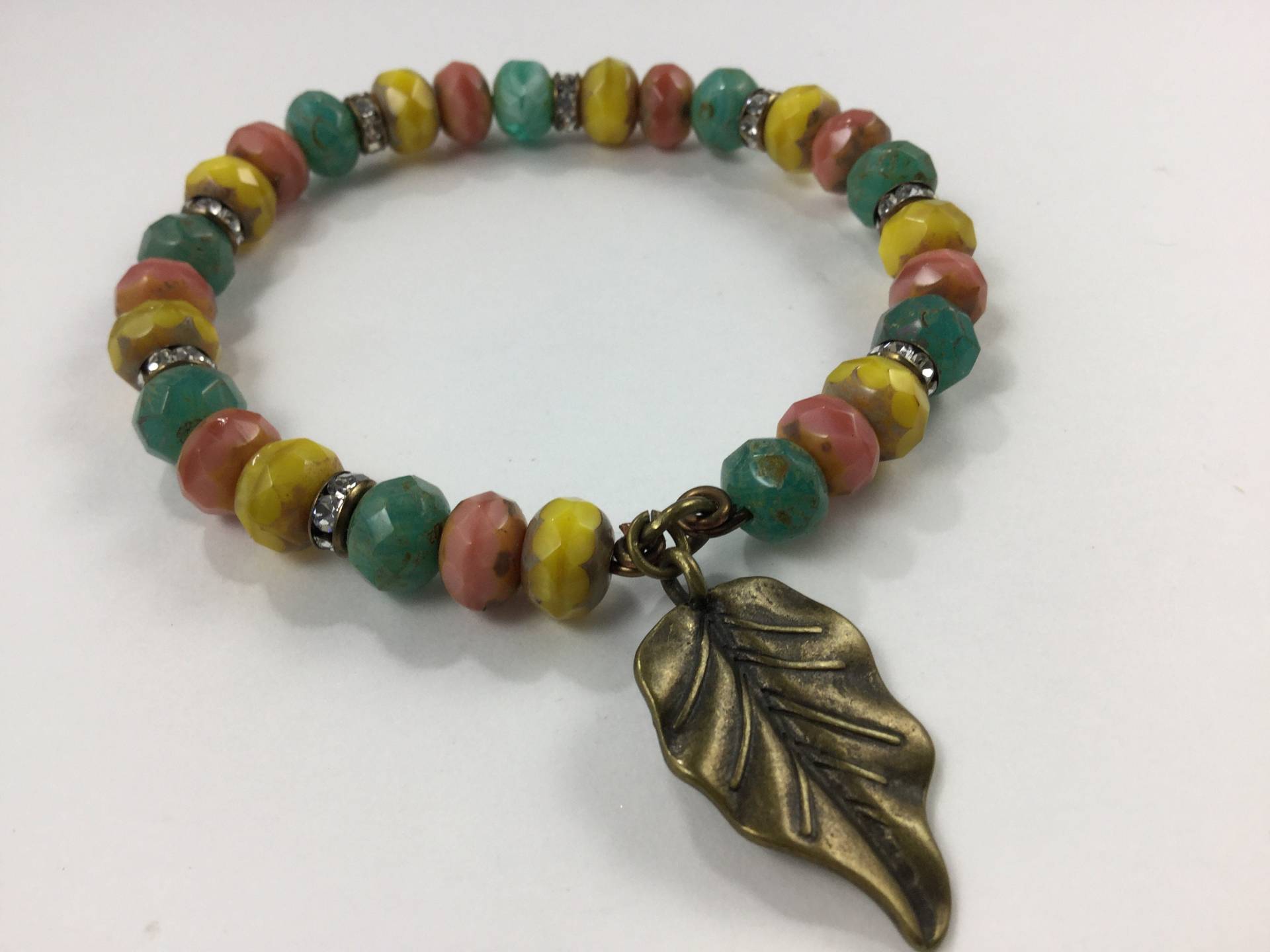 Pastellfarbener Regenbogen Armreif Armband B313 von JemCircles