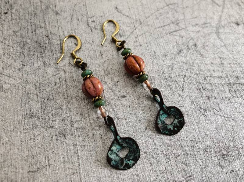 Rustikal, Bezaubernde Ohrringe von JemCircles