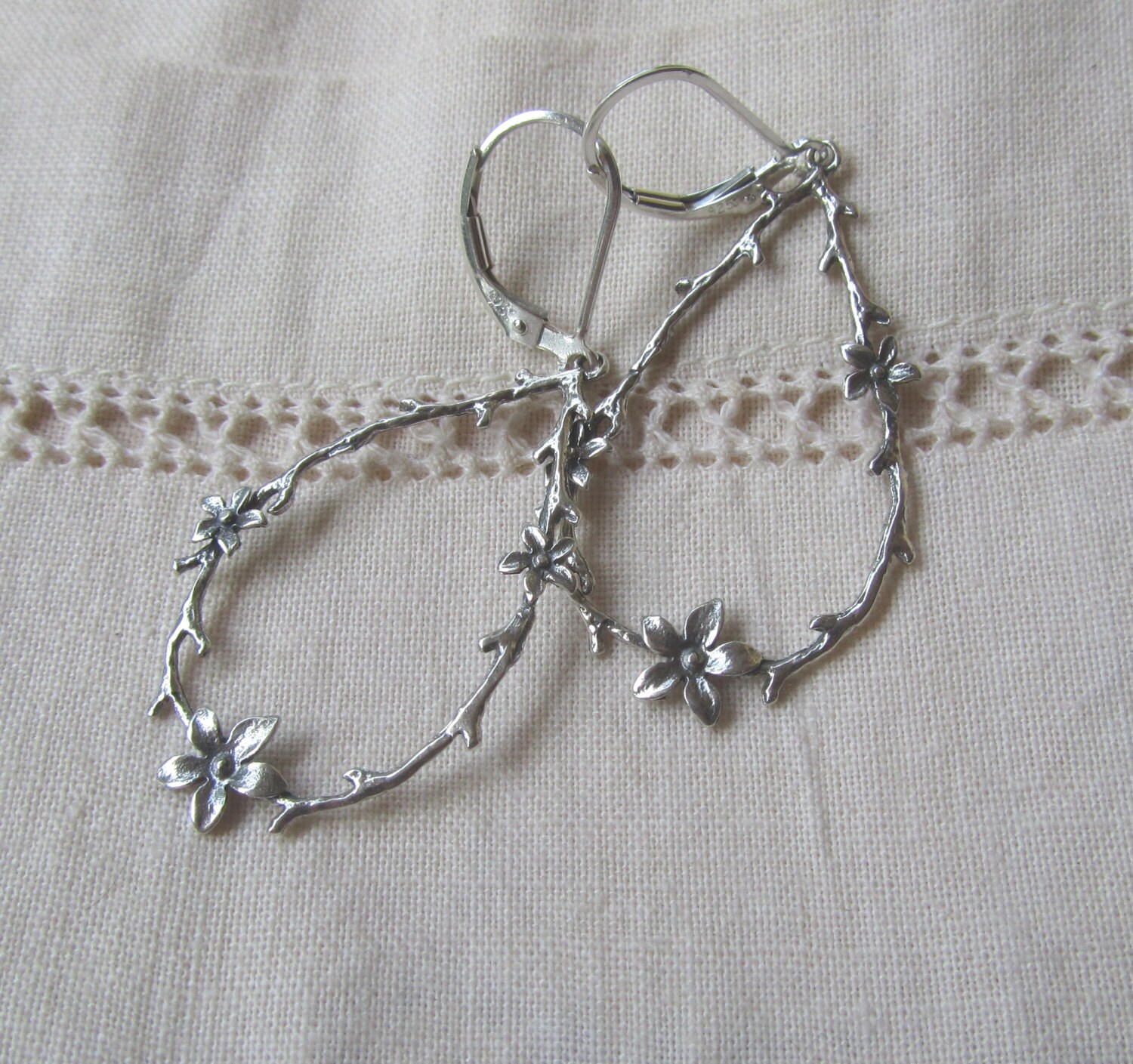 sterling Silber Zweig Hoop Ohrringe Florale Brisuren von JemsbyJoan