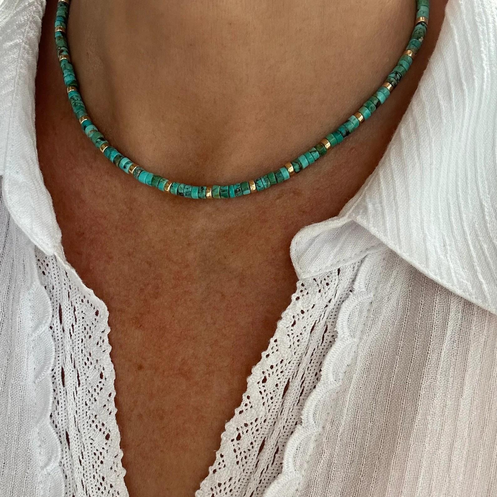 4 Mm Echte Kingman Arizona Türkis Gelbgold Heishi Halskette, Damen Moderne Minimalist Winzige Kleine Perlen Edelstein Halsband, 14K Massivgold von JenHerrmannJewelry