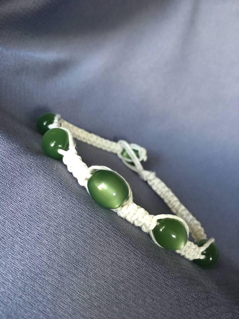 Durchscheinende Grüne Bambus Armband von JenLucilleStudio