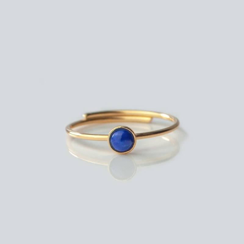 Lapis Lazuli 925 Silber Ring Nachhaltig Echter Edelstein Rund Rose Gold Stapelring Verstellbar Geburtsstein September Schmuck Geschenk Lapis Lazuli 925 Silber Ring Nachhaltig Echter Edelstein Rund Rose Gold Stapelring Verstellbar Geburtsstein September Schmuck Geschenk von JenOezer