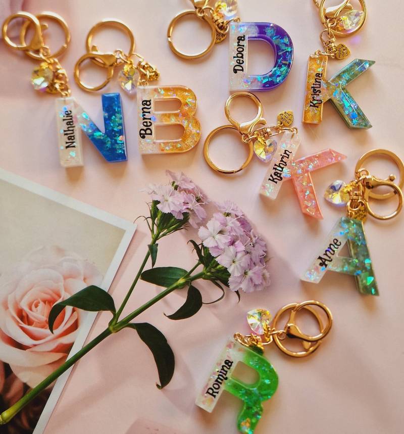 Personalisierte Resin Schlüsselanhänger Buchstaben/Handgemacht Personalisierte Resin Schlüsselanhänger Buchstaben/Handgemacht von Jenchique