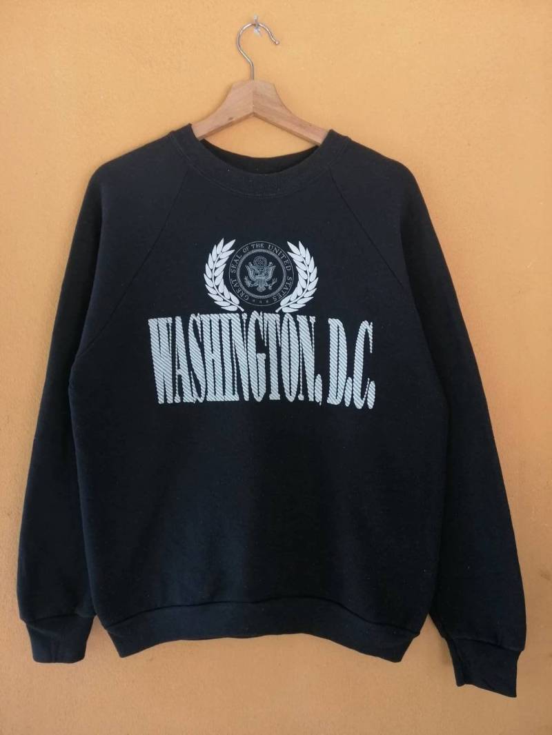 Selten Vintage 90Er Jahre Washington Dc Sweatshirt Mit Rundhalsausschnitt von Jengvintagestore
