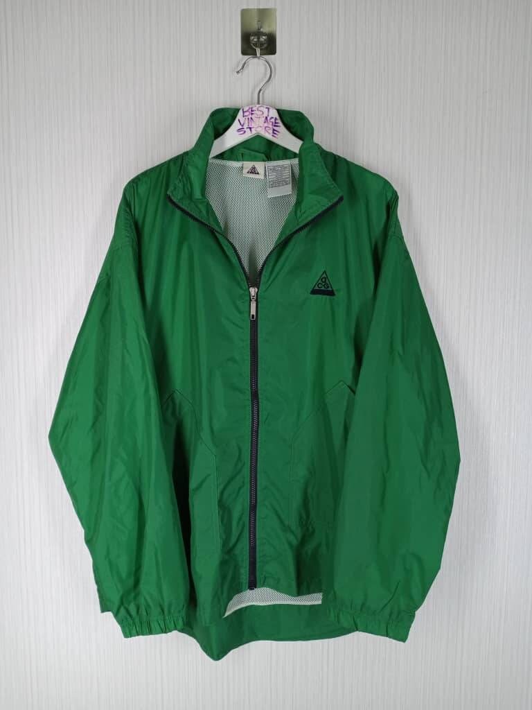 Vintage 90Er Jahre Nike Acg Small Logo Bestickter Windbreaker Size Like Xl von Jengvintagestore