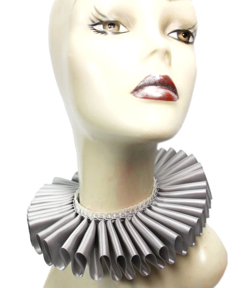 Rüschenkragen Silber Satin Spitze Grau Elizabethan Halskrause Victorian Steampunk Tudor von JenkittysCloset