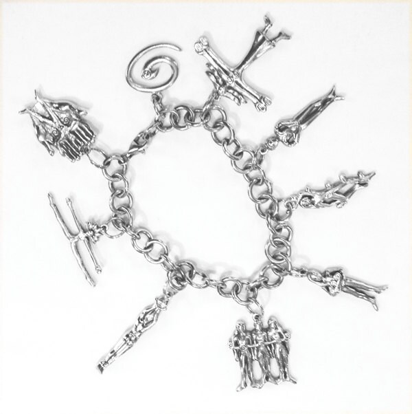 Chikara Bettelarmband, Sterling Silber Mit 9 Beabsichtigt Charms Chikara Bettelarmband, Sterling Silber Mit 9 Beabsichtigt Charms von JenniferKuninStudio