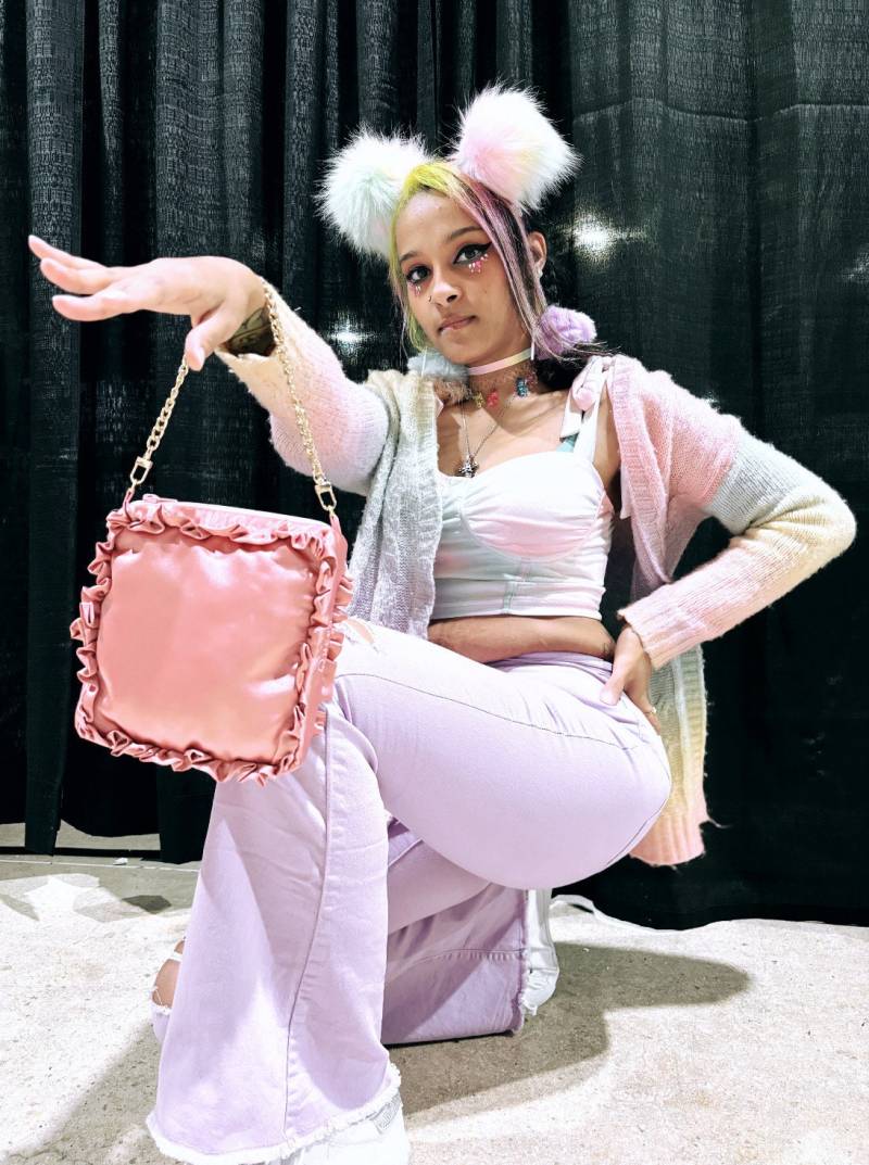 Nicky Queen Kissen Handtasche von JenniferSSchmidt