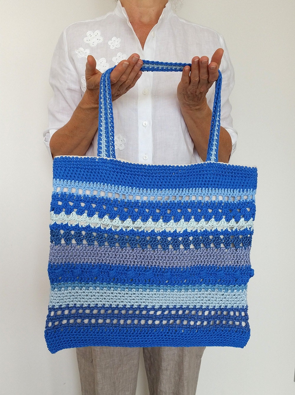 Blaue Häkel- Und Baumwolltasche Mit Streifen - Gestreifte Tasche Häkeltasche Strandtasche Jennifree Designs Blaue Häkel- Und Baumwolltasche Mit Streifen - Gestreifte Tasche Häkeltasche Strandtasche Jennifree Designs von JennifreeDesigns