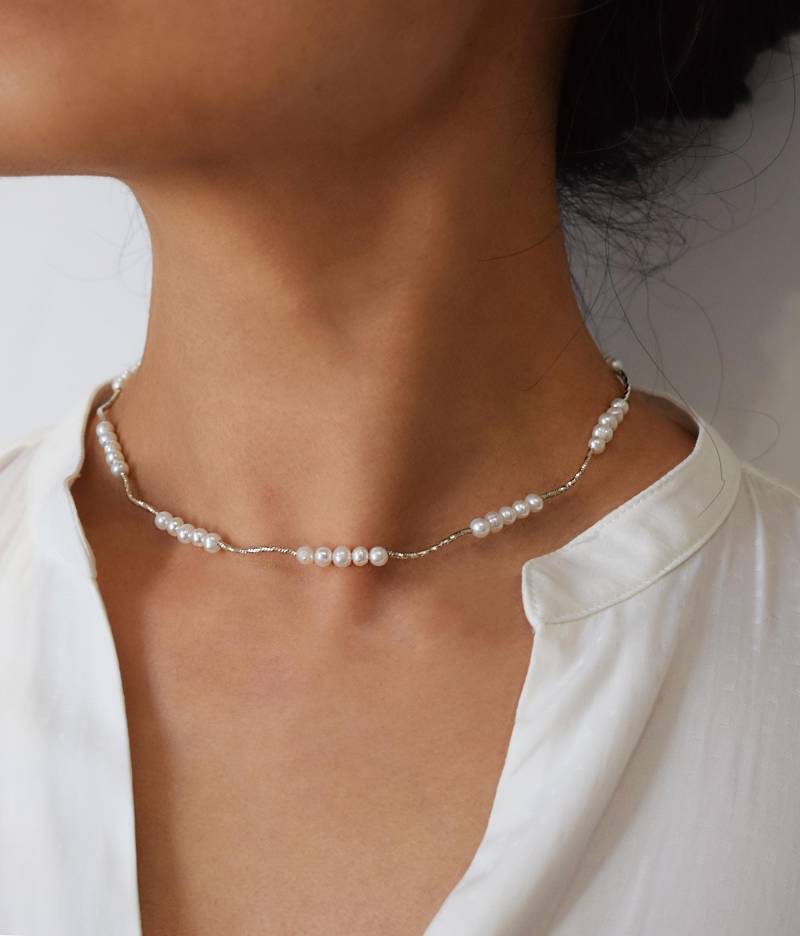 Echte Perlen Halsreif Silber925 Handgefertigt, Weiße Süßwasser Halskette Kurz Und Verstellbar, Braut Perlenkette, Hochzeit Perlenschmuck von JennitaLuxury