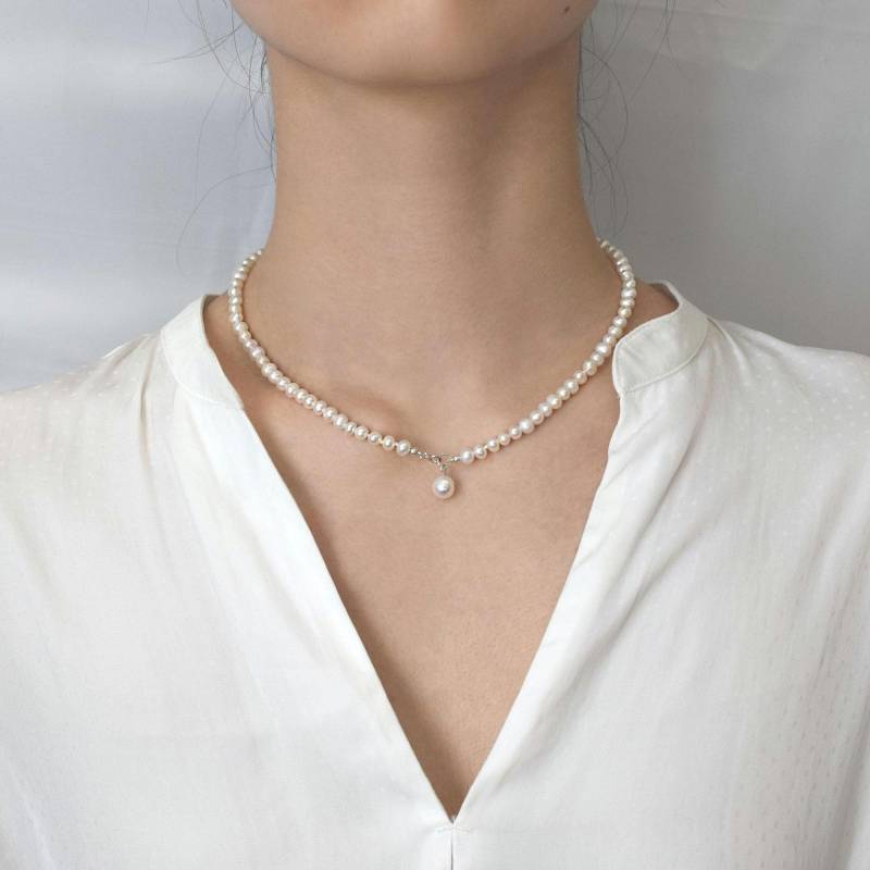 Kleine Weiße Süßwasser Perlenkette Mit Anhänger, Dünnes Zuchtperlen Collier Silberverschluss Vorne, Brautkette, Perlenschmuck Für Hochzeit von JennitaLuxury