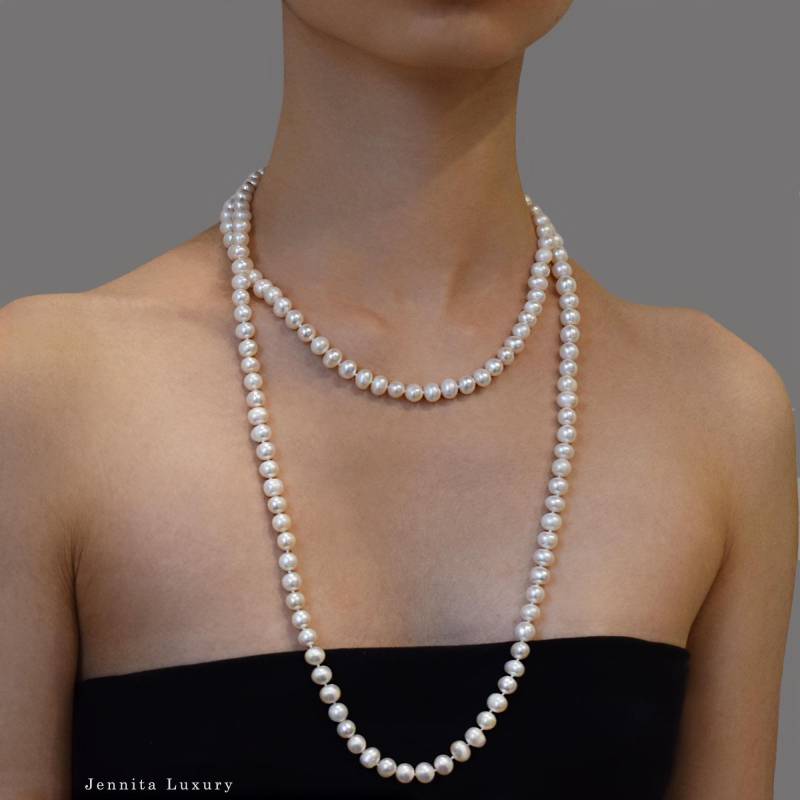 Mehrreihige Süßwasserperlenkette Lang Silber Handgefertigt, Dreireihige Weiße Zuchtperlen Halskette Einzeln Verknotet, Braut Hochzeitsschmuck von JennitaLuxury