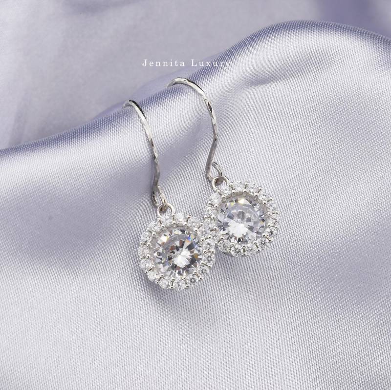 Hängeohrringe Silber925 Mit Funkelnden Zirkonia Steinen, Silberne Ohrhänger Glitzernden Steinen, Damen Silberschmuck, Brautjungfer Ohrringe von JennitaLuxury