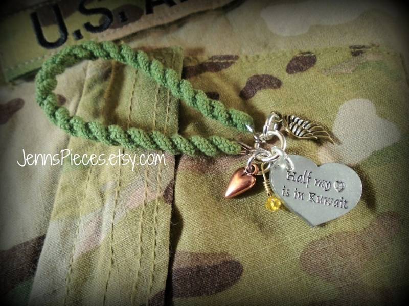 Mein Halbes Herz Ist in Kuwait Boot Band Armband Red Freitag Armee Marineinfanterieflotte Marine Nationalgarde Einsatz Eingesetzt von Jennspieces