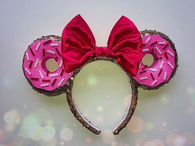 Berliner Streusel Pailletten Schöne Rote Schleife Minnie Ohren Berliner Streusel Pailletten Schöne Rote Schleife Minnie Ohren von JennyLolaEars
