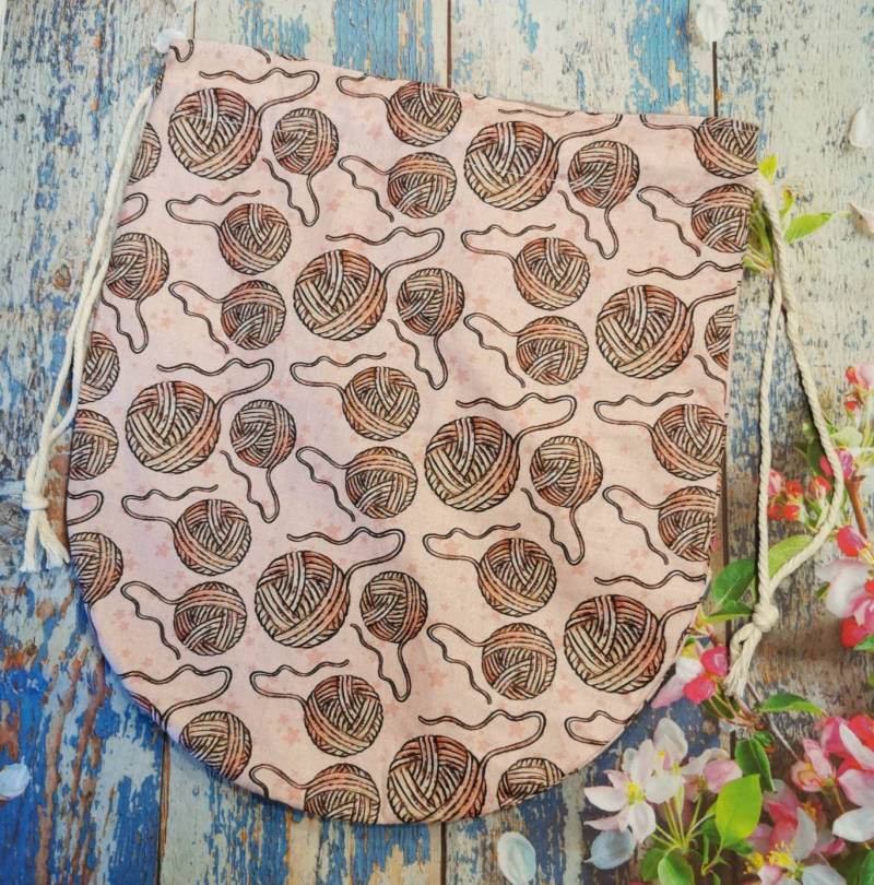 Genähte Projektasche Bunte Socken Stricken Projektbeutel Spinnen Fasertasche Spielzeug Beutel Brotbeutel von JennysWollkistchen