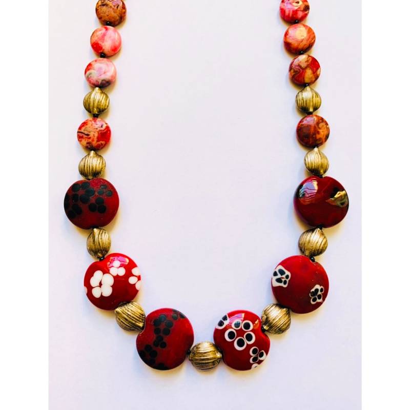 Eine Wunderschöne Rote Und Goldene Lampwork Glas Halskette von JennysbeadArt