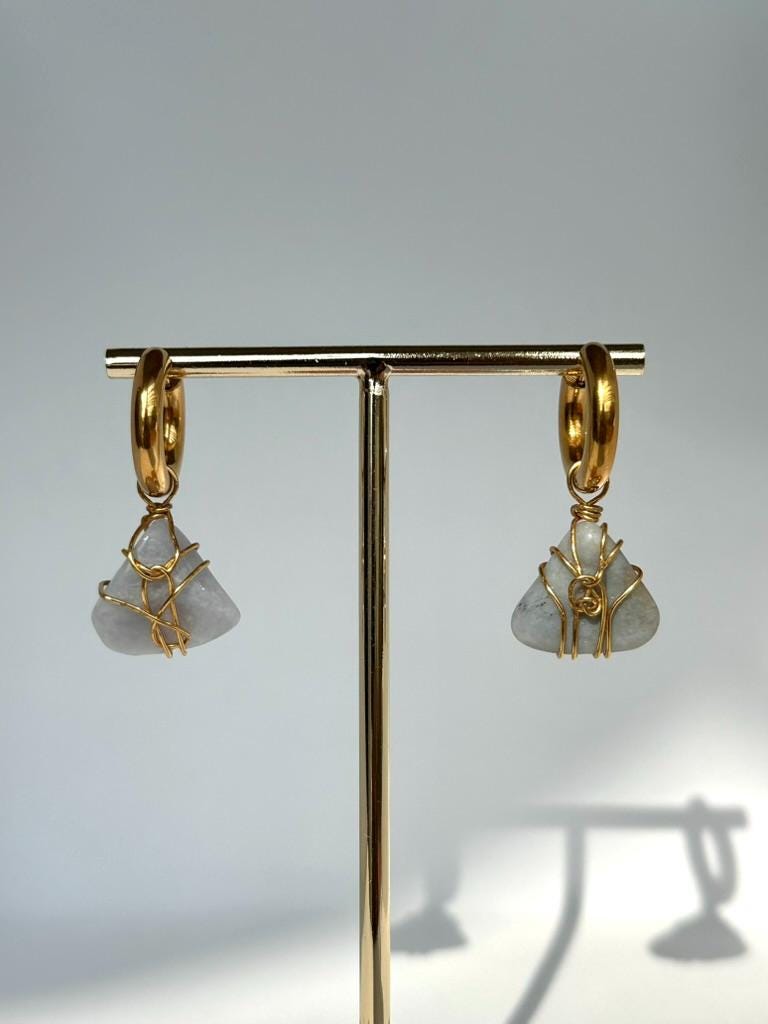 Chalcedon-Ohrringe "Sela" - Vergoldet Handgefertigt Echter Chalcedon Edelstein von JensAtelierJewellery