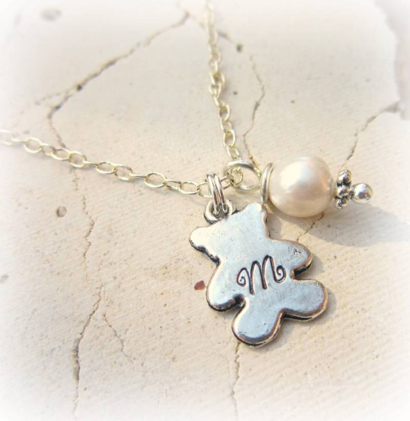 Baby Halskette. Des Kindes Teddybär Charm Necklace.personalized Gift.girl Taufe Necklace.baby Charme Jewery von JensBeadBox
