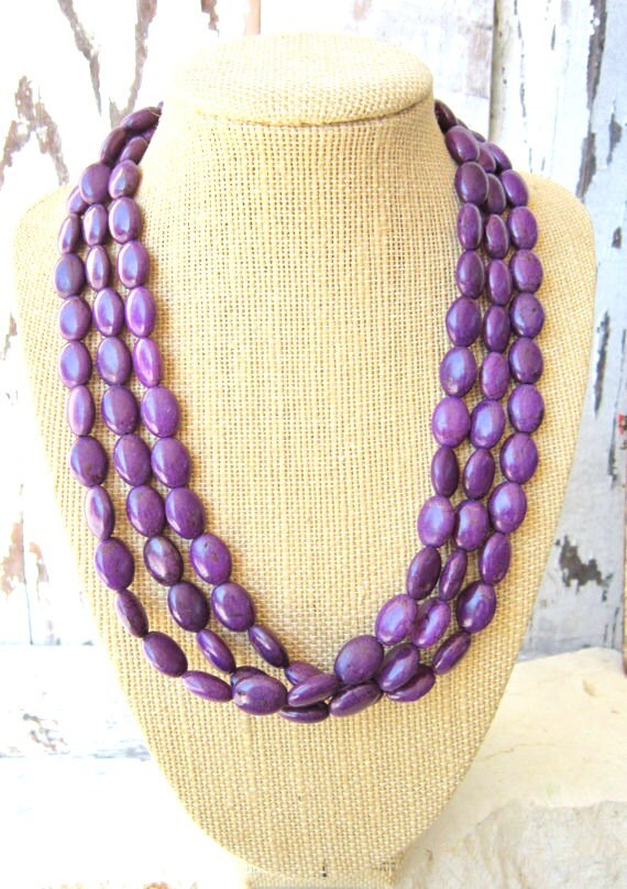 Dreifachstrang Aubergine Lila Halskette. Howlith Verstellbare Statement Mehrstrang Schmuck. Lsu von JensBeadBox