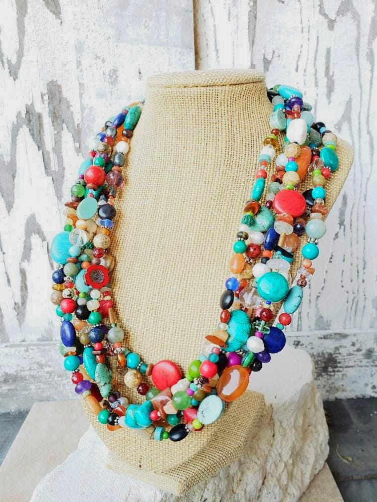 Halb Edelstein Halskette. Multi Farbe Sechs Strand Statement Color Jewelry.multi Stein Jewelry.colorful Halskette von JensBeadBox