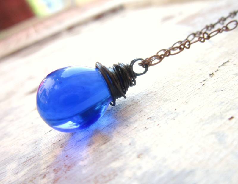 Kobalt Blau Glas Necklace.blue Wire Wrapped Briolette Glass Anhänger Necklace.cobalt Jewelry.personalized Schmuck Kobalt Blau Glas Necklace.blue Wire Wrapped Briolette Glass Anhänger Necklace.cobalt Jewelry.personalized Schmuck von JensBeadBox
