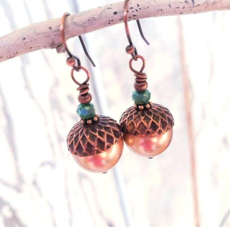 Perle Eichel Ohrringe. Beige Perlen Perlenschmuck. Herbst Schmuck von JensBeadBox