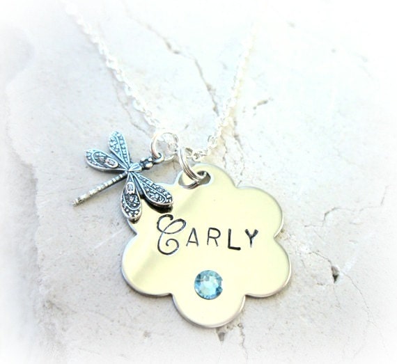 Personalisierte Halskette Für Mädchen.kinder Geburtsstein Libelle Halskette.gestempelter Name Halskette.mädchen Weihnachtsgeschenk. Gestempelter von JensBeadBox