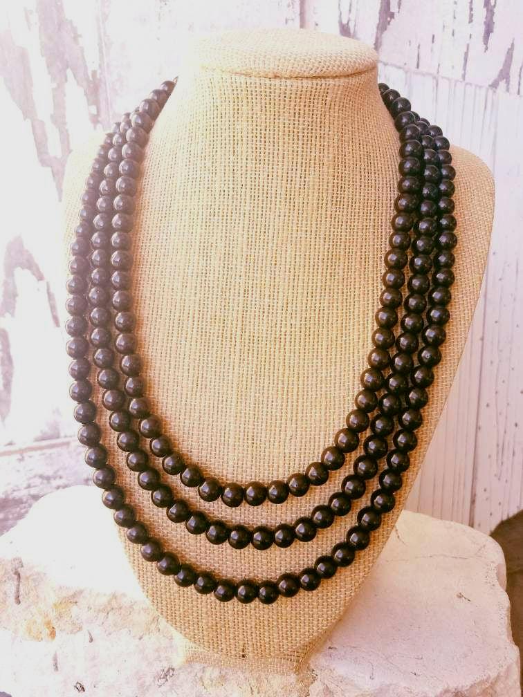 Schwarze Halskette. Howlith Chunky Multi Strand Lätzchen Schwarzer Schmuck. Schwarz Brautjungfern Schmuck von JensBeadBox