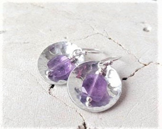 Silber Und Amethyst Ohrringe. Gehämmerte Silberohrringe. Echte Schmuck. Februar Geburtsstein Schmuck von JensBeadBox