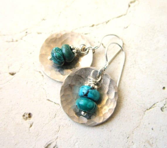 Türkis Earrings.sterling Silber Gehämmert Earrings.genuine Circle Ohrhänger Earrings.turquoise Jewelry.december Birthstone von JensBeadBox
