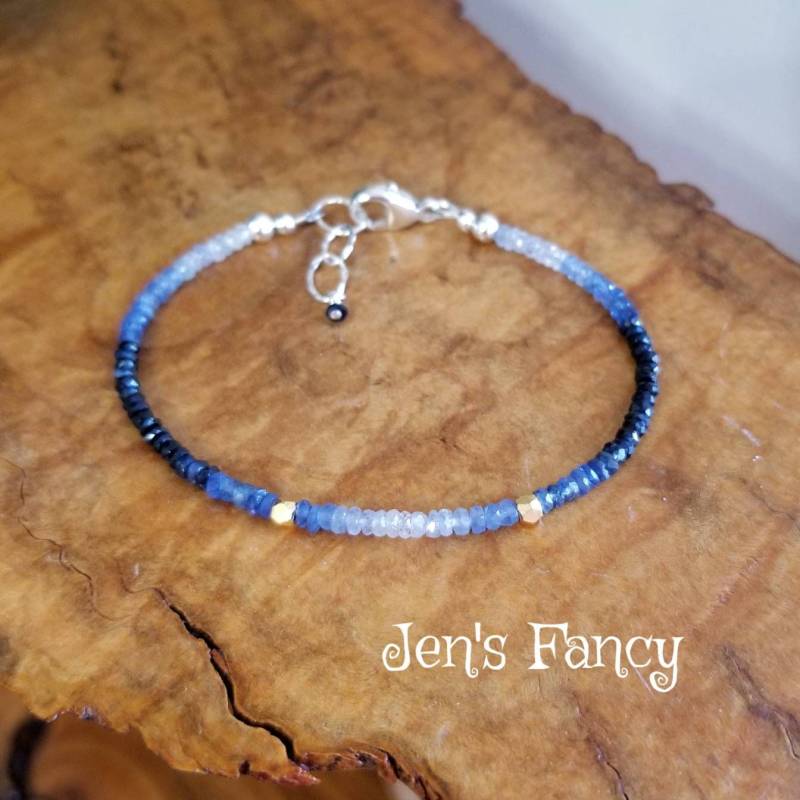 Blauer Saphir Armband, Blauer Schmuck, Qualität Natürlicher Edelstein Muttertag September Geburtsstein Geschenk Für Sie, Jen's Fancy Blauer Saphir Armband, Blauer Schmuck, Qualität Natürlicher Edelstein Muttertag September Geburtsstein Geschenk Für Sie, Jen's Fancy von JensFancy