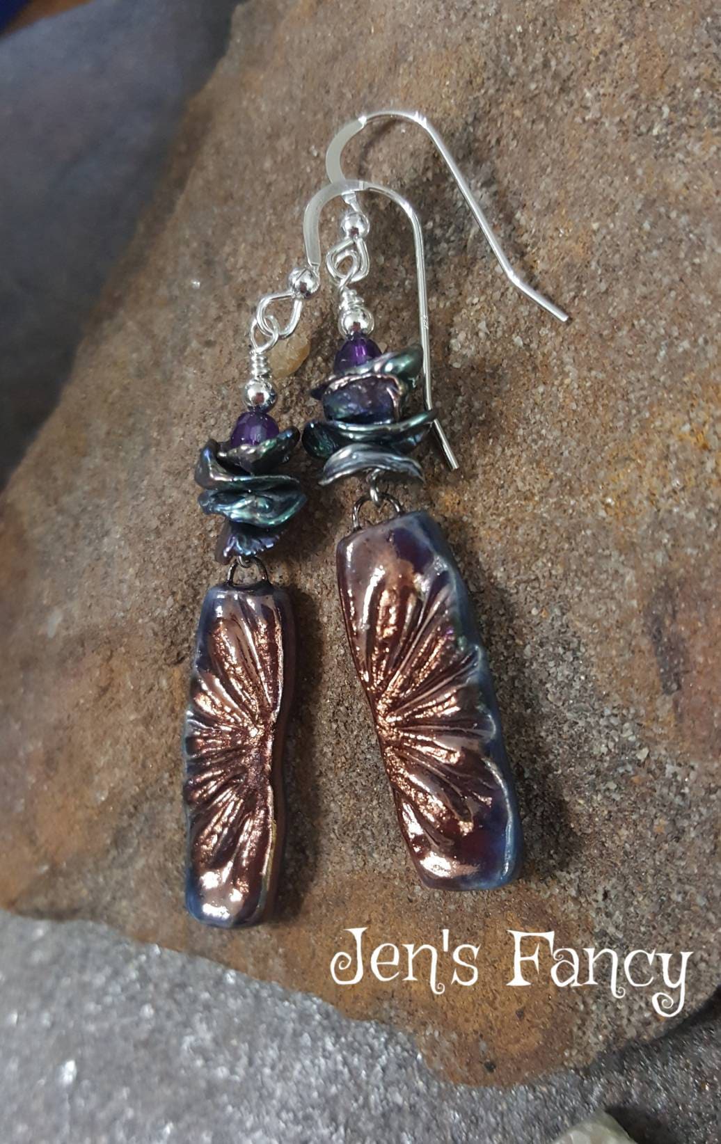 Florale Raku Ohrringe Mit Pfauenblauen Keshi Perlen & Amethyst, Sterling Silber, Frauen Geschenk Für Sie, Jen's Fancy, Einzigartiger Qualitätsschmuck Florale Raku Ohrringe Mit Pfauenblauen Keshi Perlen & Amethyst, Sterling Silber, Frauen Geschenk Für Sie, Jen's Fancy, Einzigartiger Qualitätsschmuck von JensFancy