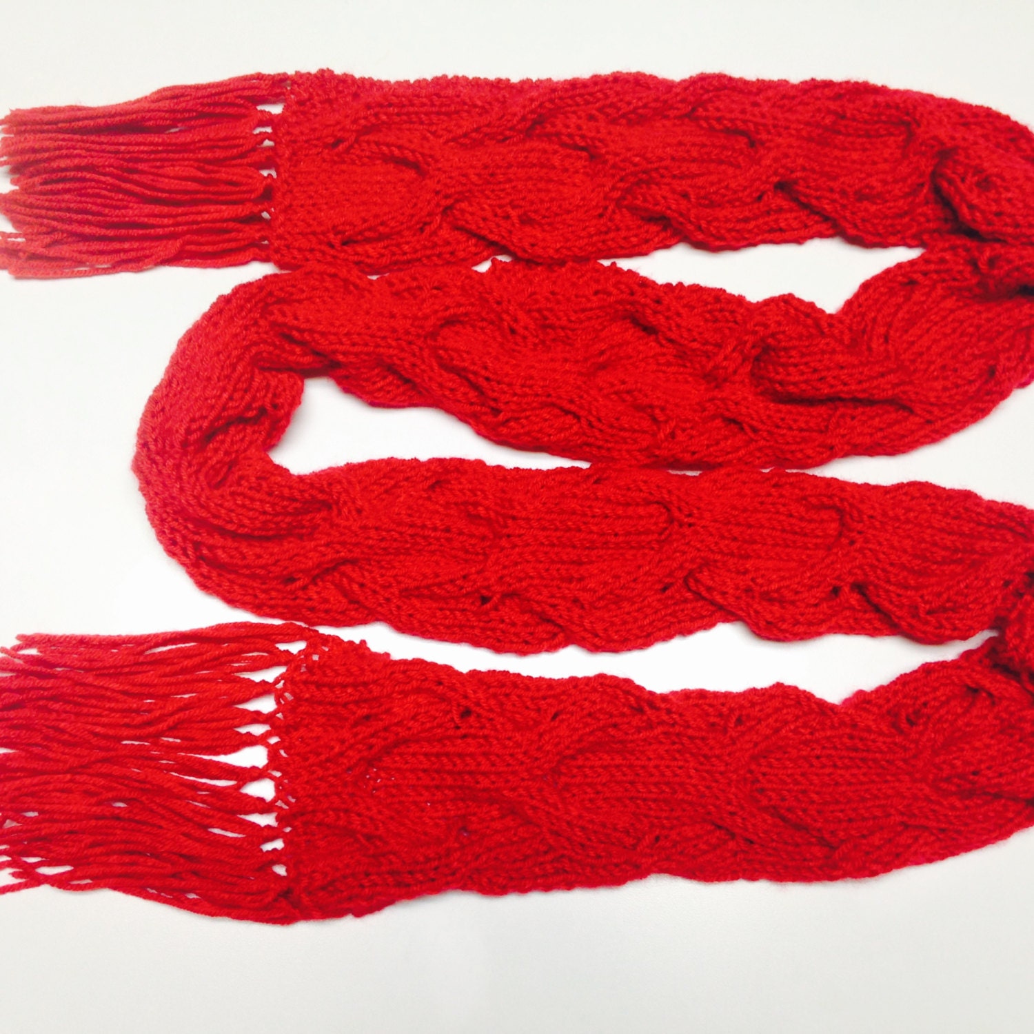 Amy Pond Inspirierter Roter Kabelschal von JensNerdyKnitting