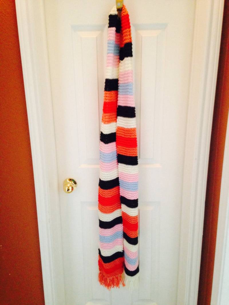 Lorelai Gilmore Inspirierter Gestreifter Schal Lorelai Gilmore Inspirierter Gestreifter Schal von JensNerdyKnitting